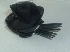 VINTAGE BLACK FABRIC ROSE FLOWER PLASTIC HAIR COMB UP DO HAIR ACCESSORY