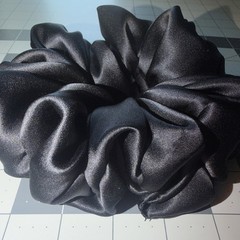 XXL Silk Scrunchie Women Elastic Hairbands / ponytail /Hair Ties. Black