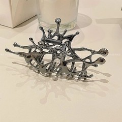 Punk Metal Hair Claw Clip for Thick Liquid Irregular Pattern Barrettes Hair