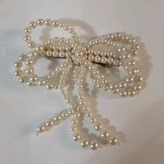 Vtg 80s Faux Pearl Bow Barrett Hair Clip Cream Silvertone 5″ Prom Wedding Formal