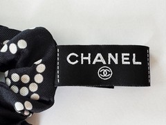 NEW CHANEL BLACK WHITE CC LOGO SILK HAIR BOW TIE SCRUNCHIE