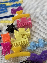 Vintage 1990’s Barrettes Claw Clips Bows Butterfly Hearts Flowers Animals 106