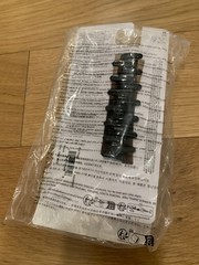 Alo Yoga brown tortoise shell and black 90s Hair Claw Clip NWT 2 pack