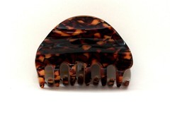 Best Selling Tokyo Hair Claw Bold And Elegant Look Strong Grip With No Metal MN3