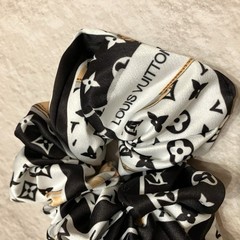 Exclusive Promotional Scrunchie Black and white Monogram Style