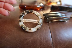 France Luxe Lot of 10 $140+ brown feather and other barrettes incl 1 comb