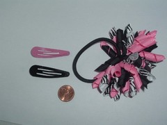 PINK BLACK & WHITE CURLY RIBBON PONYTAIL HOLDER & PINK BLACK SNAP BARRETTES