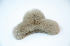 6.3″ Furry Hair Clip Soft Fluffy Claw Clips for 1 Count (Pack of 1), beige