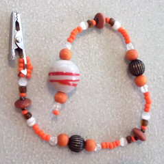 NEW NOS Handmade Hanging ORANGE WHITE BROWN BEADS Fashion Metal ROACH HAIR CLIP