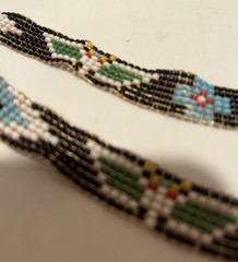 SEED BEADED HEADBAND Lg 21” Stretch x .5” Wide Multicolor Bird Handmade Design