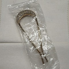 Gold Tone Metal Rhinestone Crescent Hair Pin Decorative Solid Classic