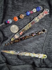 Clear Resin Glitter Hair Stick, Multicolor Mixed Pattern Buttons Theme