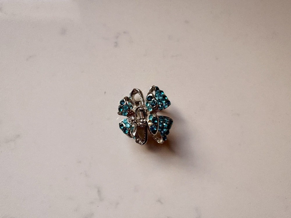 Silver Tone Blue Crystal Rhinestone Bow Hairclip