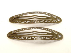 Hair Barrette Snap Clip Pair Decorative Distressed Brass Tone Metal Barrette 1″
