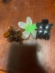 Floral Hair Claw Clips Set – Pack of 3