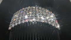 1 New Gorgeous Hair Comb with Shinny Crystals Hair Jewelry Accessories US Seller