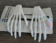 H & M DIVIDED SKULL HANDS White Glitter Spooky HAIR CLIP Set NEW