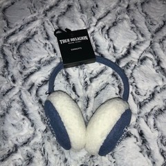 Women’s True Religion Ear Muffs Brand New