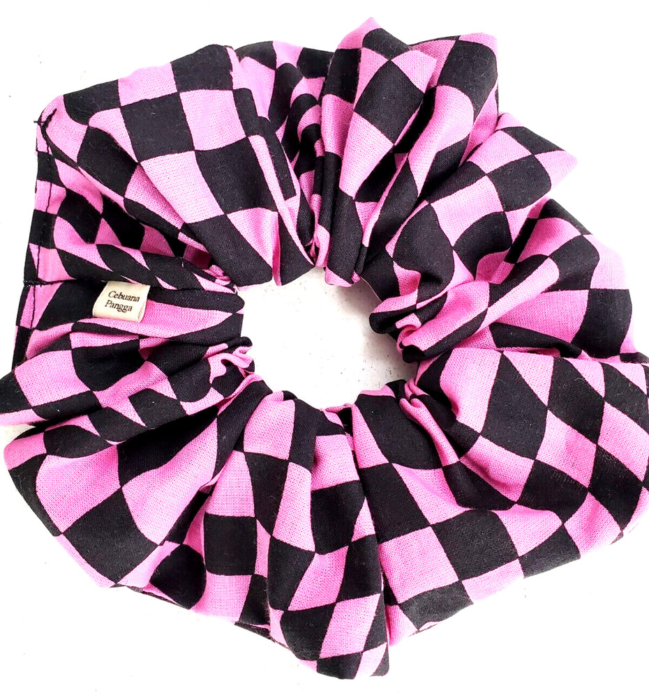 Handmade Women’s Scrunchies size XL Cotton Fabric Pink/Black Racing Check Print