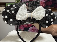 Disney Mickey Mouse Ears Headband Black/White Sequins Beaded Bow MM4212
