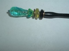 VINTAGE WOODEN HAIR STICK GLASS BEAD ACCENT