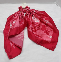 A New Day Twister and Scarf Set Red Pink Floral Satin NEW