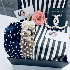 LELE SADOUGHI GINGERBREAD FAUX LEATHER PEARL / NAVY VELVET / PEARL EARRINGS