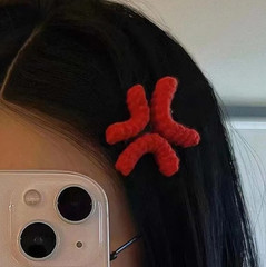 1pc Red Angry Duckbill Hair Clip Crochet Yarn Side Clip Barrette – NEW