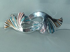 PLASTIC SILVER & BLUE RED ORANGE ACCENT HAIR CLIP BARRETTE HAIR ACCESSORY
