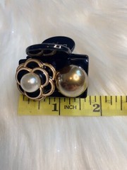 2 X Korean Camellia Flower Pearl Girls Hair Claws Crab small Clips Accessories