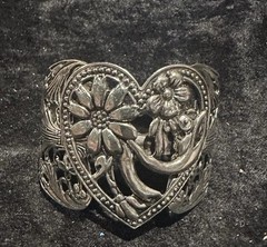 Vintage Style Silver Tone Filigree Barrette Hair Clip Hearts