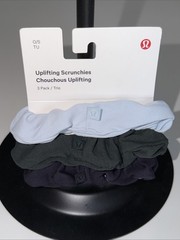 Lululemon Uplifting Scrunchies 3 Pack Hair Ties Black, Green, Light Blue – NewWT