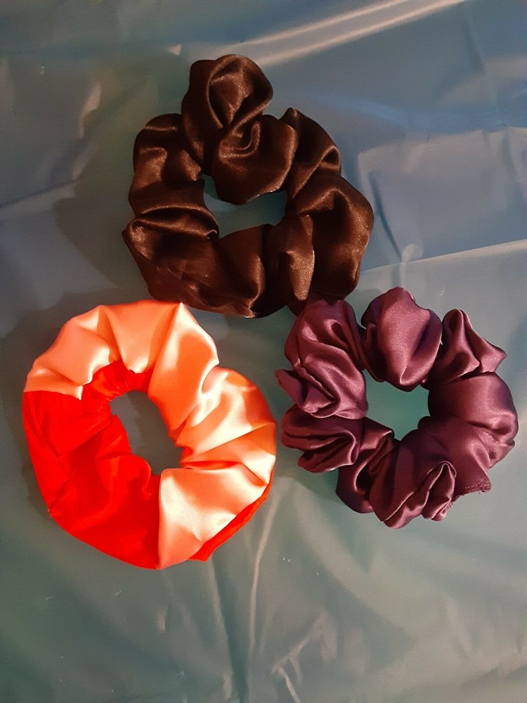 Women’s satin fabric elastic scrunchies for all occassions. $5 for 3
