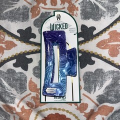 scünci x Wicked Open Cut Claw Clip, Glinda Periwinkle