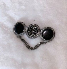Preowned Vintage Circle Black & Silver Metal Chain Barrette