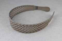 Brown basketweave plastic head band hair accessory grip teeth 1.25″ wide woven