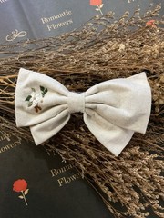 Minimalist Handmade Embroidered Linen Floral Wedding Bow Elegant Hair Clip