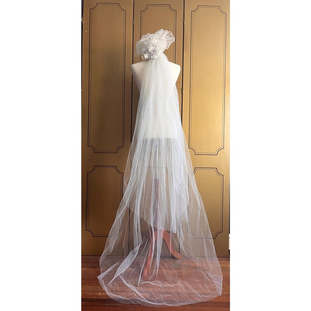 Vintage tulle wedding veil, 2 layers with tiara, beads and embroideries
