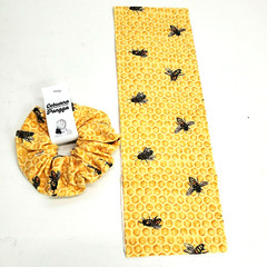 Handmade Women’s Scrunchies size XL Yellow Cotton Snuggle Flannel Bees Hive New