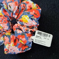 NEW ICING Claire’s flower Scrunchie Hair Accessory