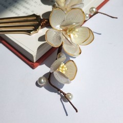 Handmade White Jade Hairpin Magnolia Flower Chinese Style Hanfu Jewelry