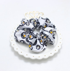 Fashion brand classic Popular Scrunchies Elastic Hair Scrunchies