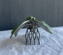 Vintage Y2k Metal Hair Comb Green Jeweled Flower Fairycore Summer Garden Party