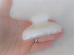 Shimmering marbled vanilla blonde creme white hair claw clip