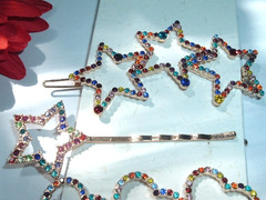 4 COLORFUL RHINESTONE HEARTS AND STARS GOLDEN BOBBY PINS NEW WITH TAG