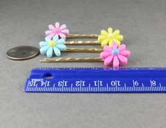4 daisy flower Gold 4 bobby bobbi hair pins barrette set pink blue purple yellow
