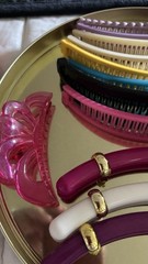 15 1980s TZERS Hair Cincher Banana Comb Clips Acrylic Shell coastal Grandmother