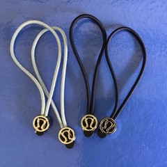 Lululemon Zipper Pull Or Hair Tie Light Blue And Navy