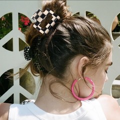 Checkered Hair Clip Large Racing Fan Flag Claw Clips for Thick Hair black