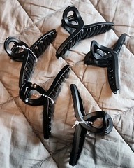 Hair Claw Clips 5 Piece for Women – Black Large Plastic Jaw Clip Non-Slip 4.25″